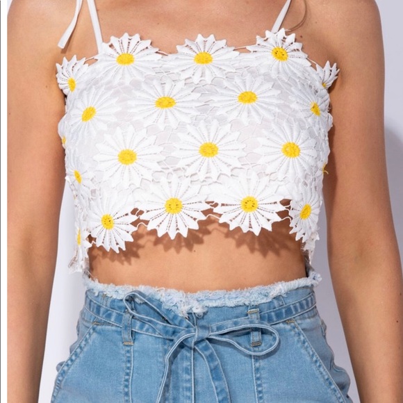 Daisy Floral Crop Top - Picture 2 of 6